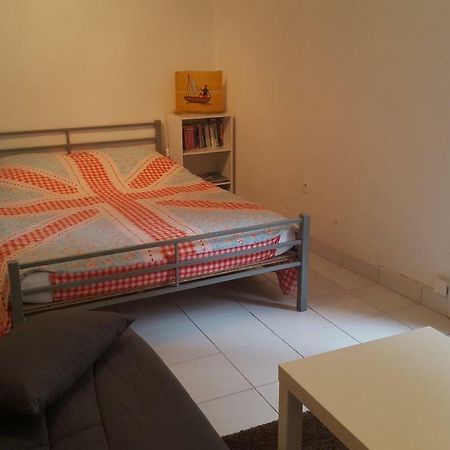 Les Lauriers Apartment Agde Exterior photo